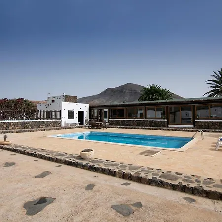 El Olivar Numama * Puerto del Rosario (Fuerteventura)